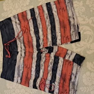 Men's Columbia swim board shorts size 34